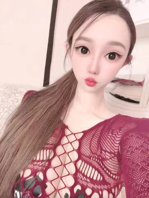 三通丰满美少妇