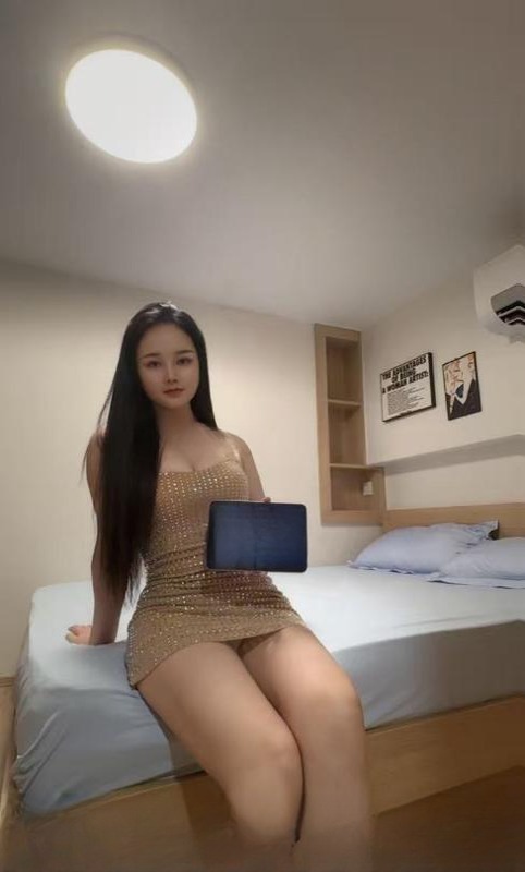 爱笑甜妹乔乔