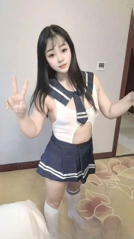 口爆舌吻69女仆服务 图 4