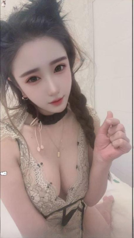 白云风骚活好媚儿 图 2