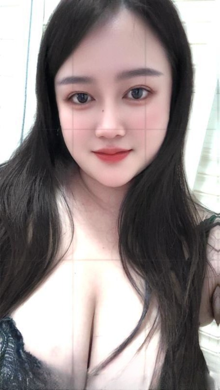 华阳大胸御姐