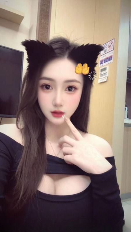 巨乳肥臀可心