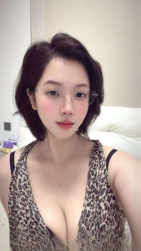 上城气质反差御姐 图 4