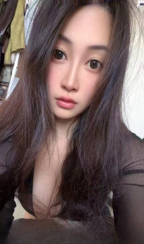 大胸少妇归来 图 2