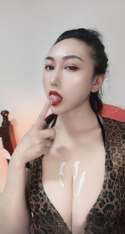 大奶母狗 图 3