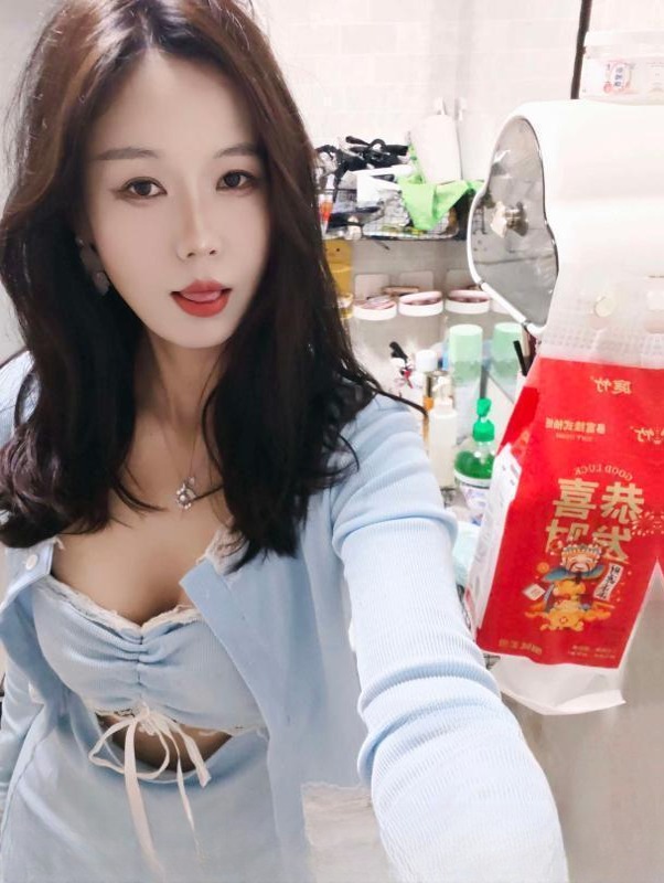 光谷红人媚老师 图 2