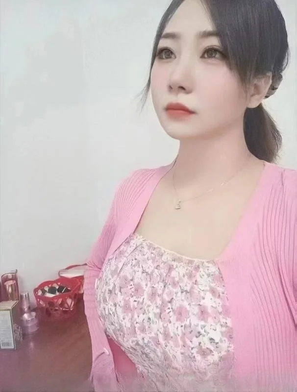 御姐骚菲菲 图 2