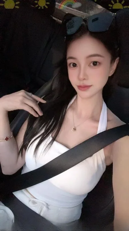 肤白蜜桃臀妹妹 图 2