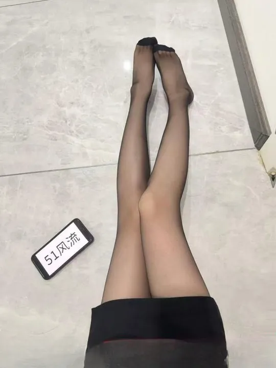 黑丝御姐丝袜诱惑