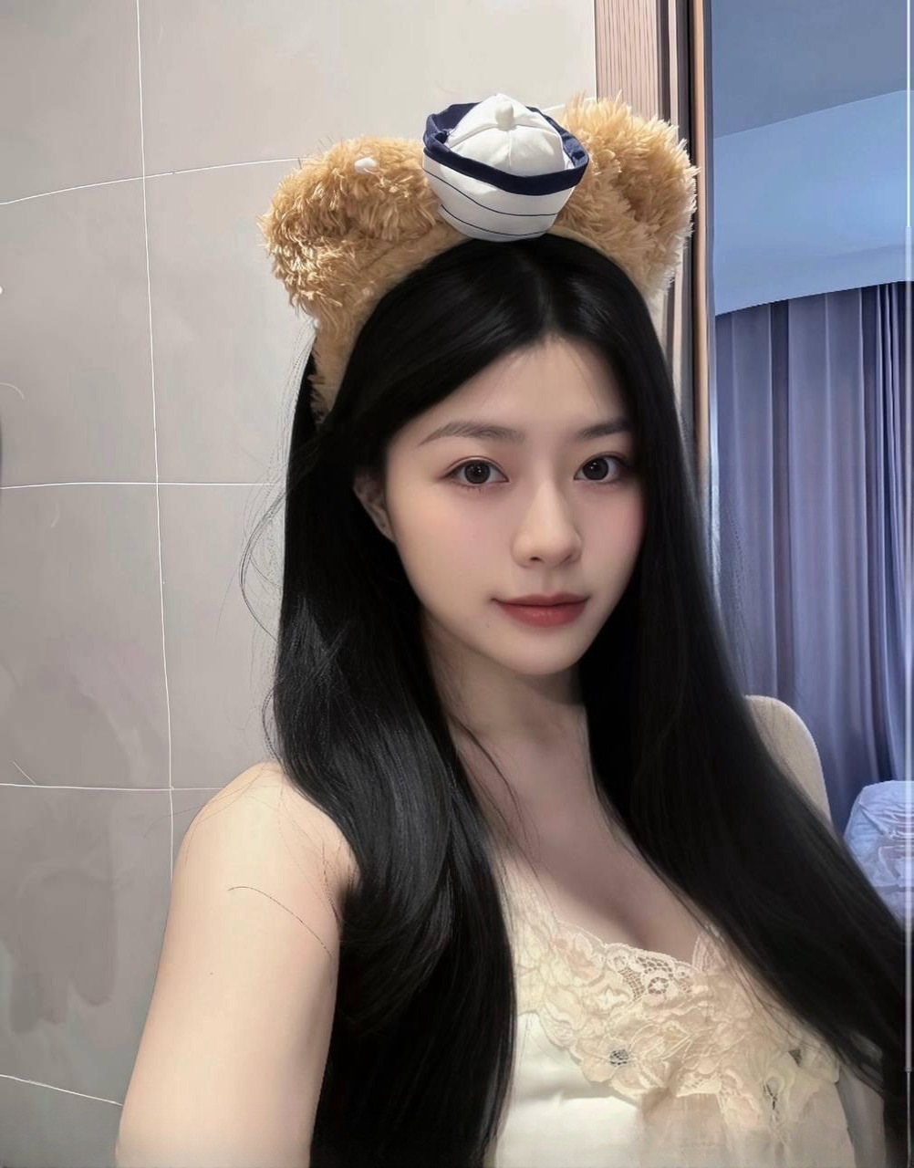 高颜值泄火巨乳