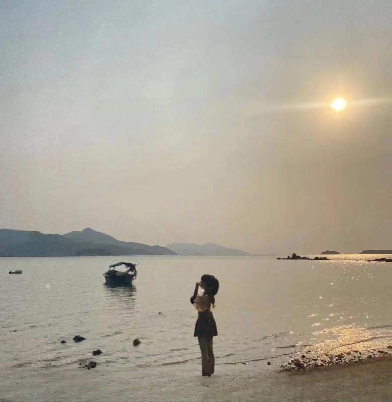 00后漂亮妹子 图 2