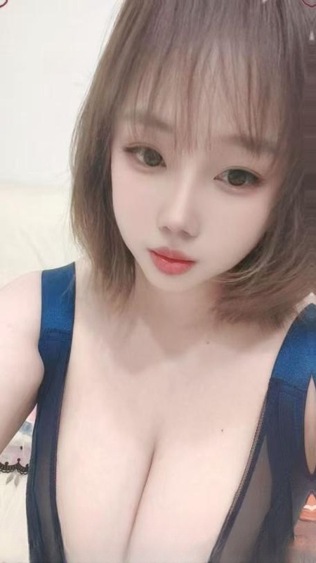 建业F杯大奶牛