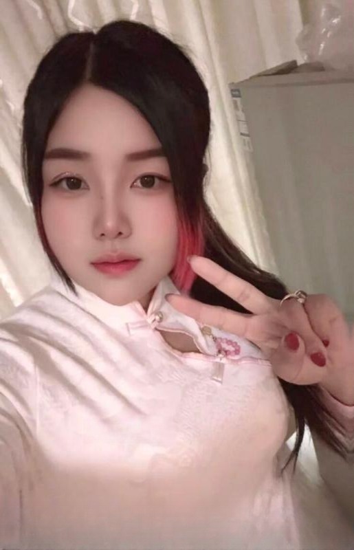 体验肥臀大胸少妇
