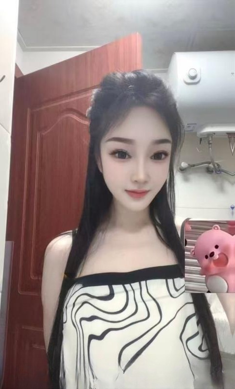 性感制服小璐 图 3