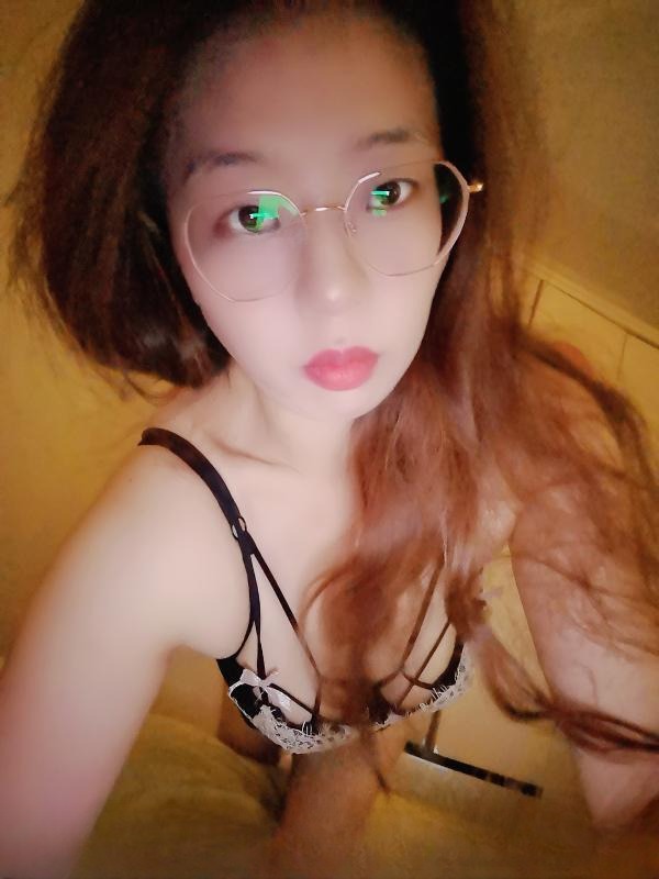 御姐鱼儿腿长服务好