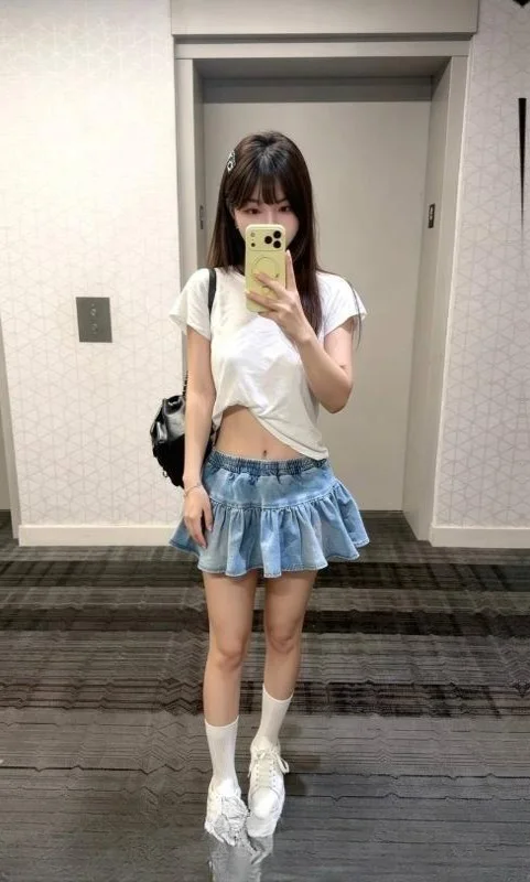 又纯又欲颜值女友老师 图 3