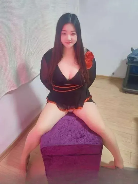 鼓楼巨臀熟女