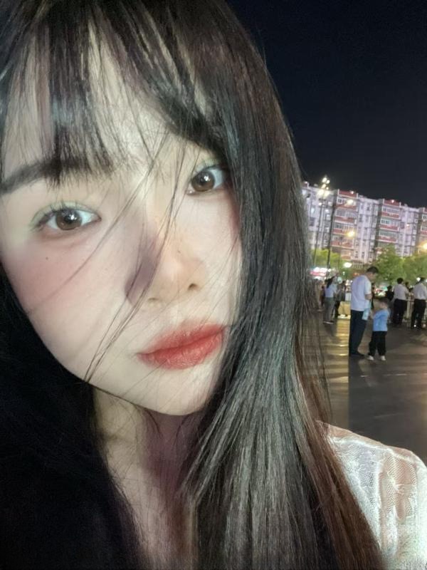 拱墅李梦瑶
