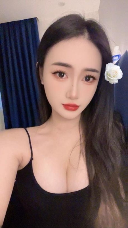 身材匀称的可心 图 4