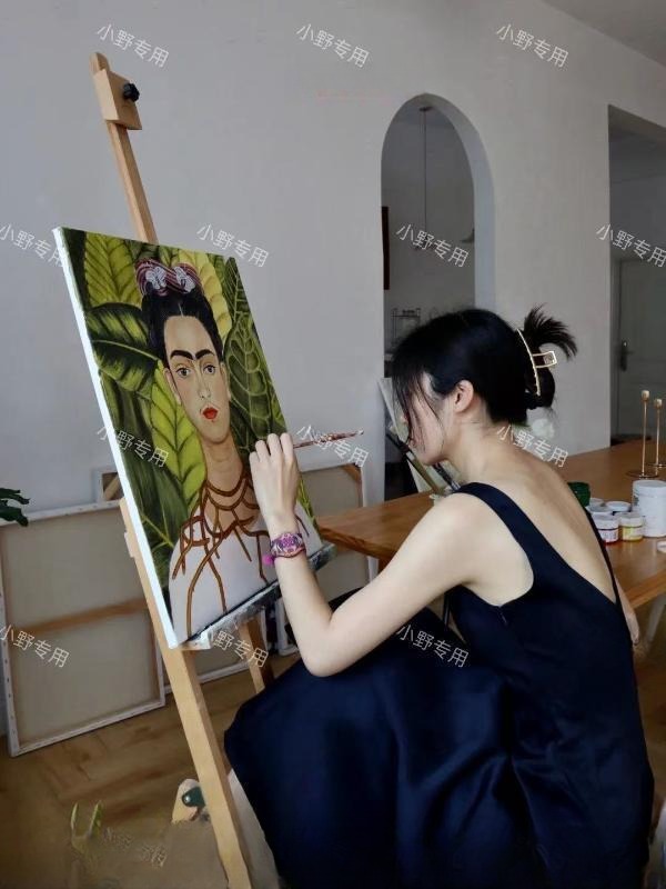 170文艺妞美腿小野