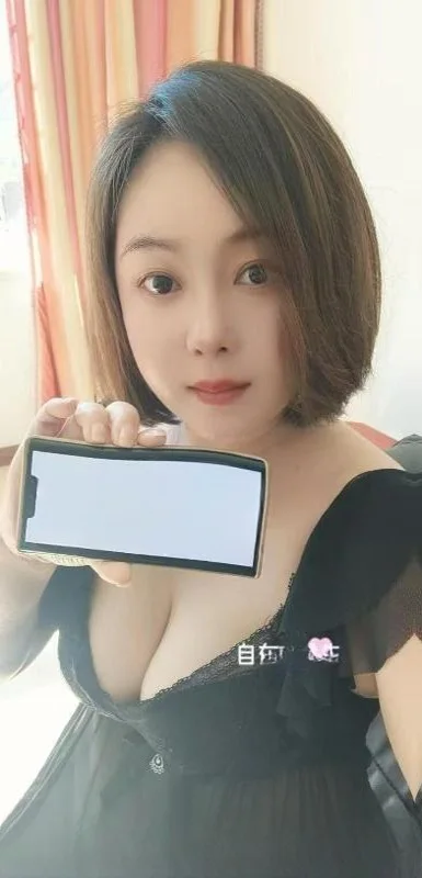 肥臀熟女 图 2