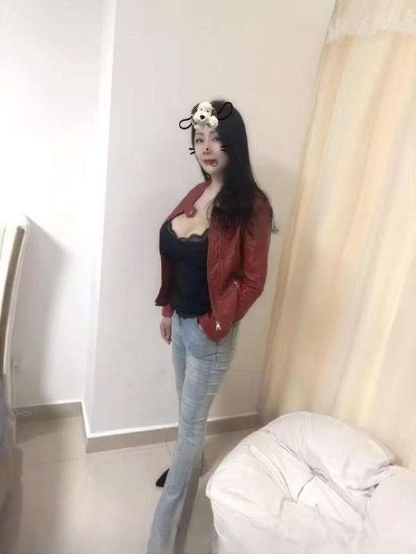 昆山大胸少妇 图 4