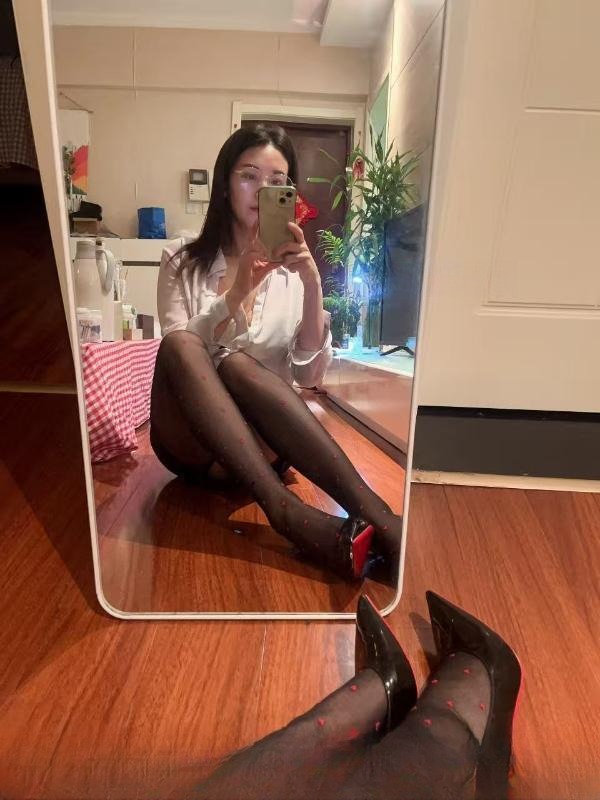 御姐王老师 图 2