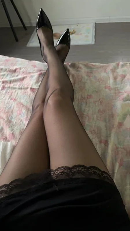 肤白貌美骚嫩妹 图 3