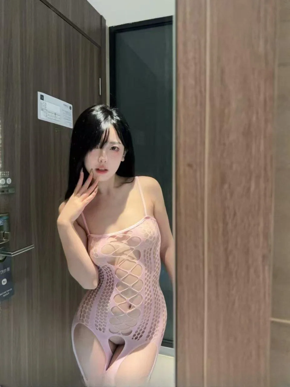 妖妖的小舌女 图 2