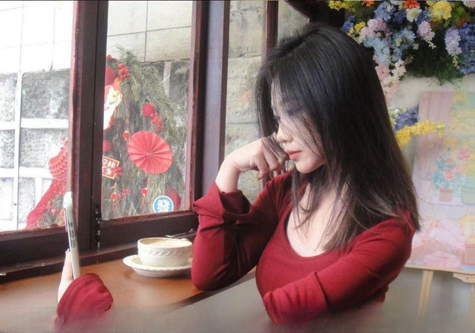 后入打桩小萝莉