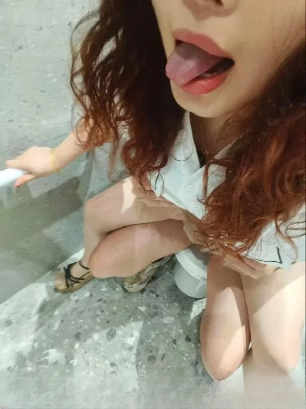 野战骚货颖儿 图 2