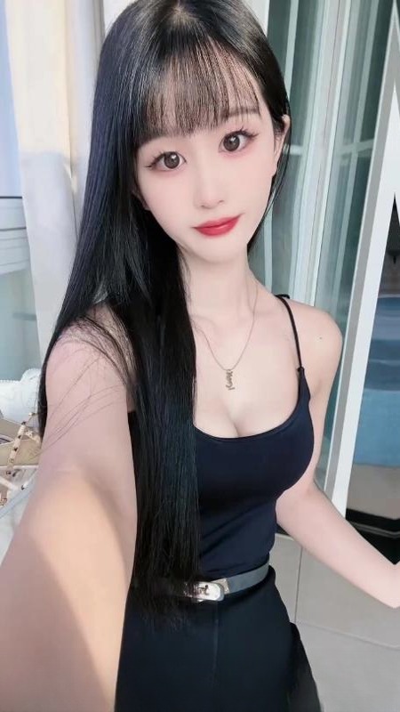 多汁粉鲍小野猫