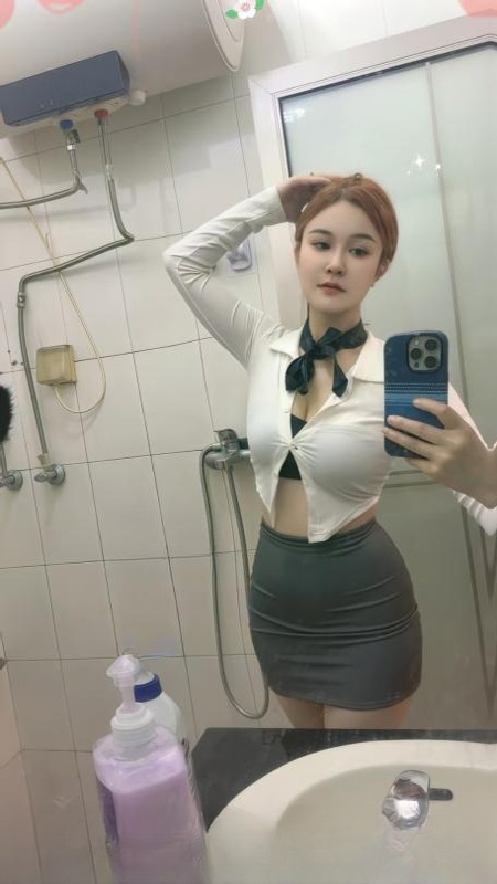 美乳风情御姐