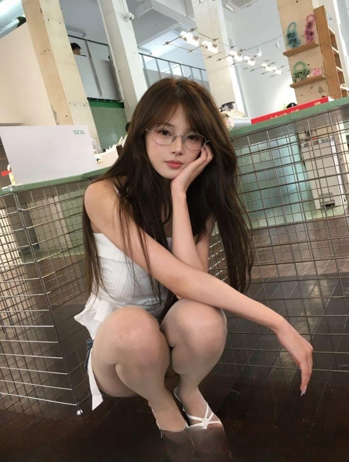 戴眼镜欲女超多姿势
