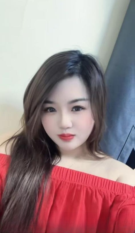 蜜儿大胸妹