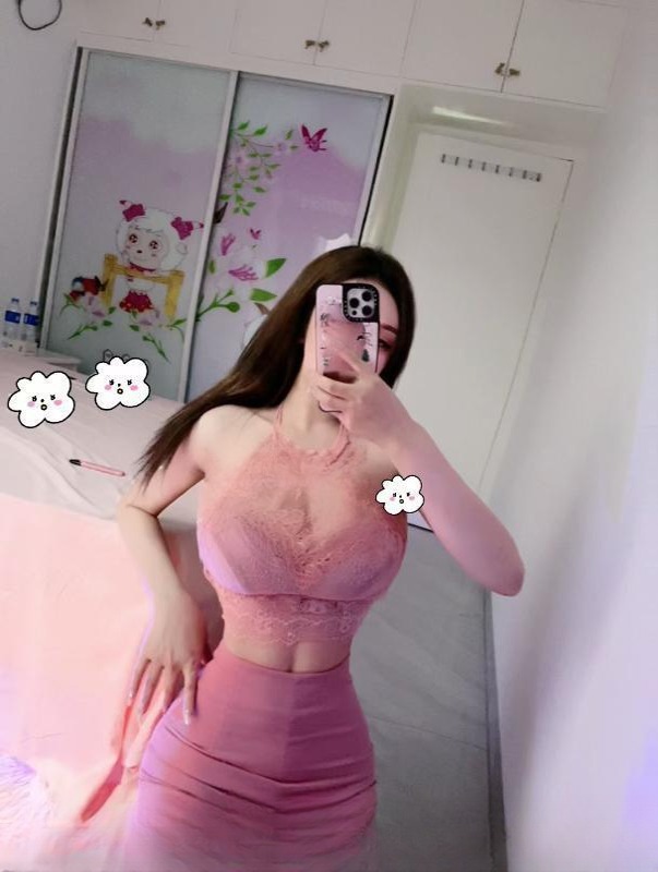 包河大胸美女
