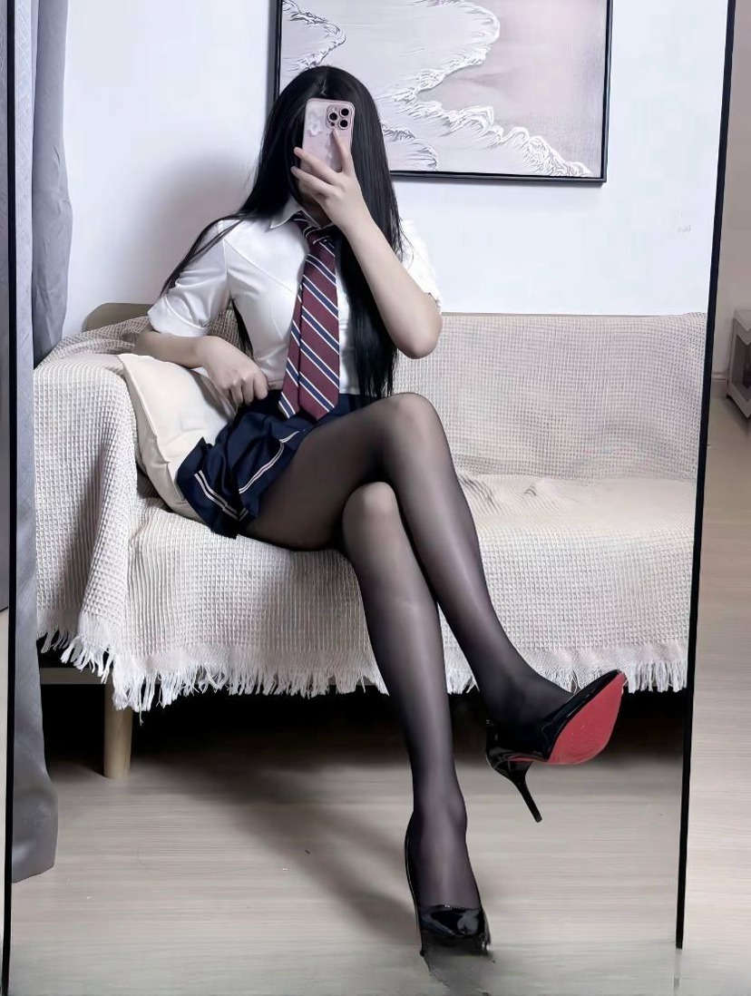 黑丝软软的很带劲 图 2