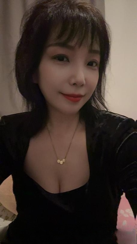 优雅美妇悦悦