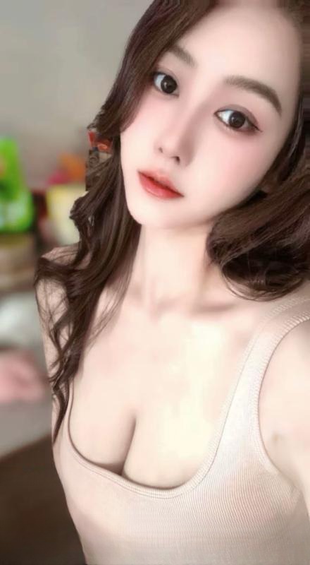 江宁大胸美女