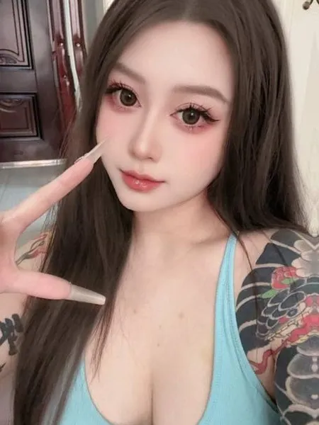 浦东欧美丰满型露娜
