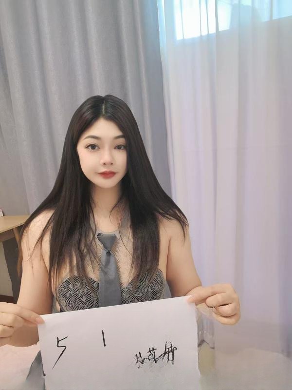 上城性感多汁御姐莉娜