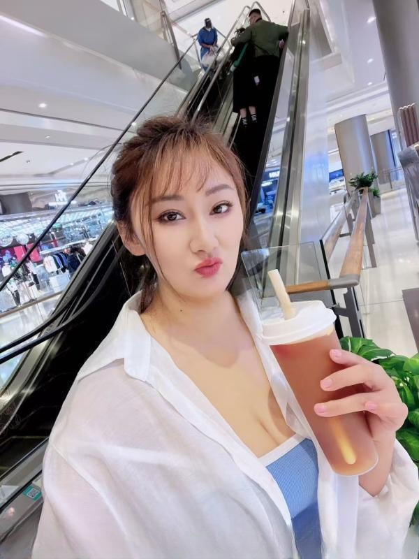 体验麒麟门小骚妇 图 2