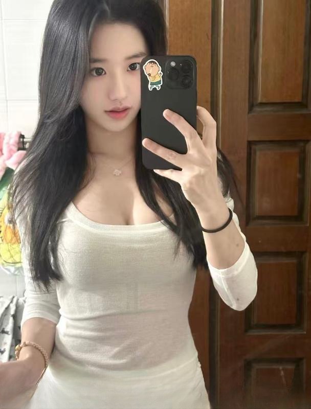 清纯反差萌妹 图 4