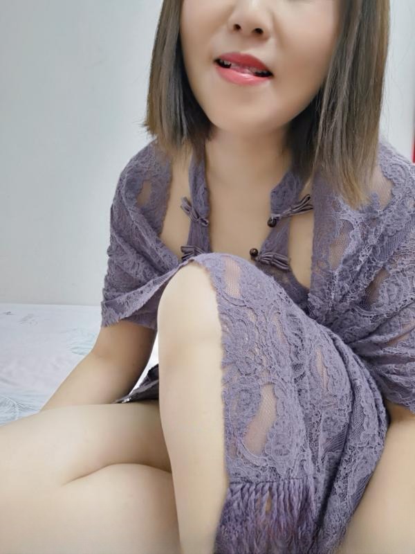 风骚的小姨子 图 3