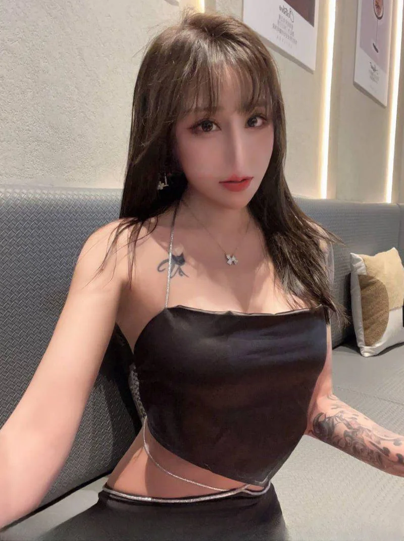 返食嘉嘉妹子 图 2