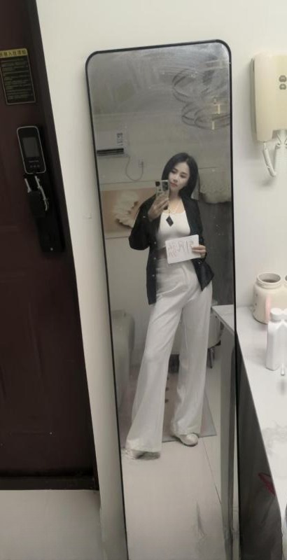 三通风流少妇 图 4