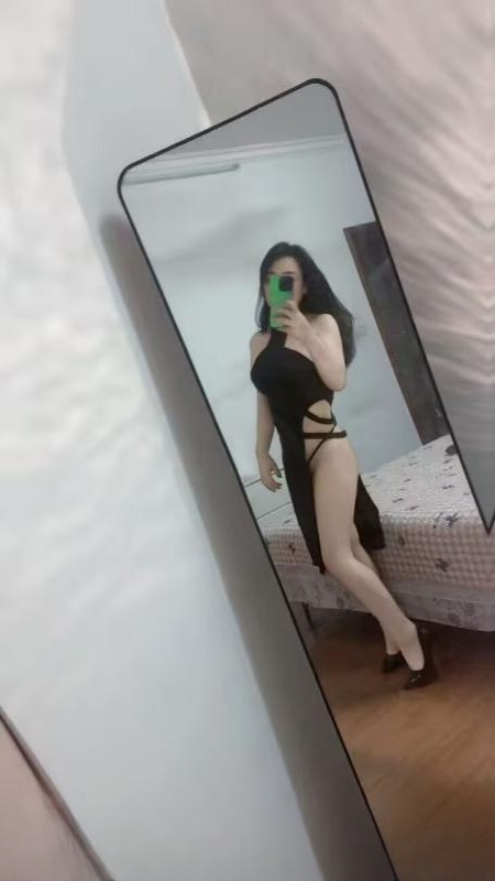 浦东泻火眼镜骚女 图 2