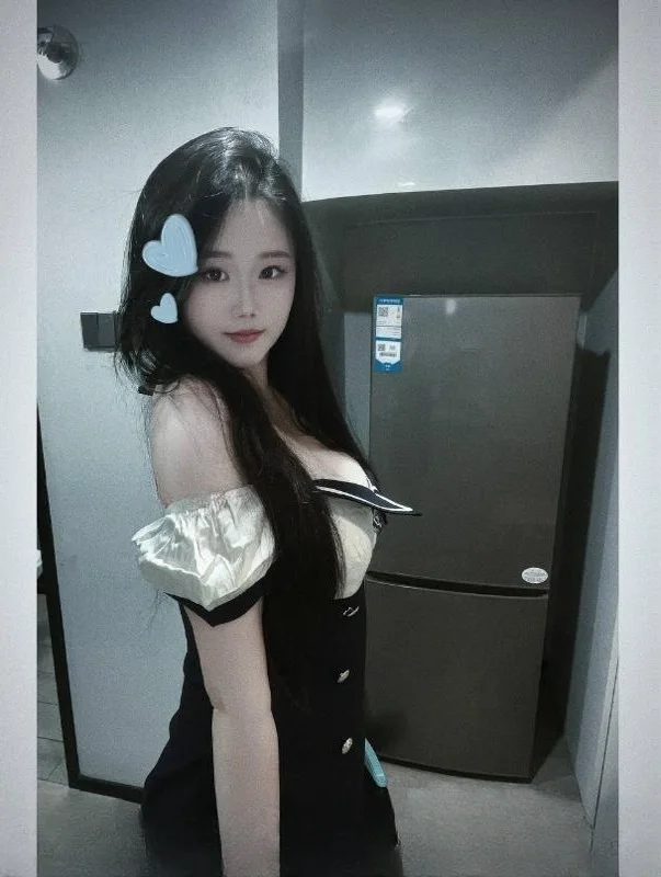 漂亮大胸琪琪 图 3