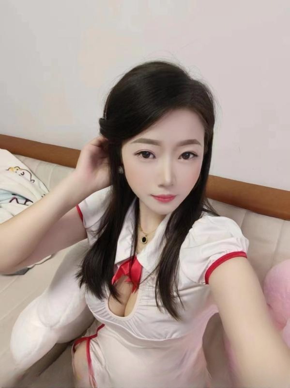 大波妹水床少妇 图 2