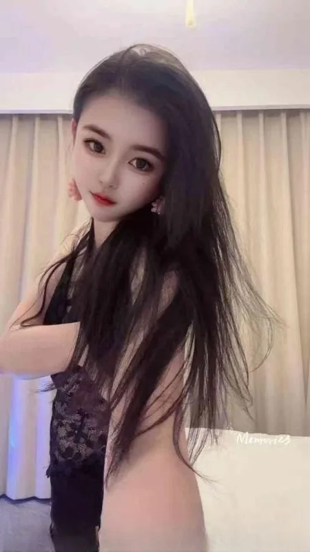 长宁粉胸女友小苍井